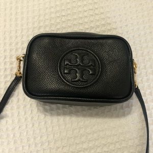 Tory Burch Perry Bombé - Black Small